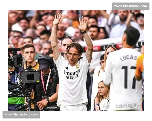 欧洲豪门夏窗转会风云再起多名球星或将易主引爆足坛格局震荡